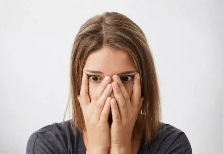 Как ощущается паническая атака? Личный опыт и мнение экспертов